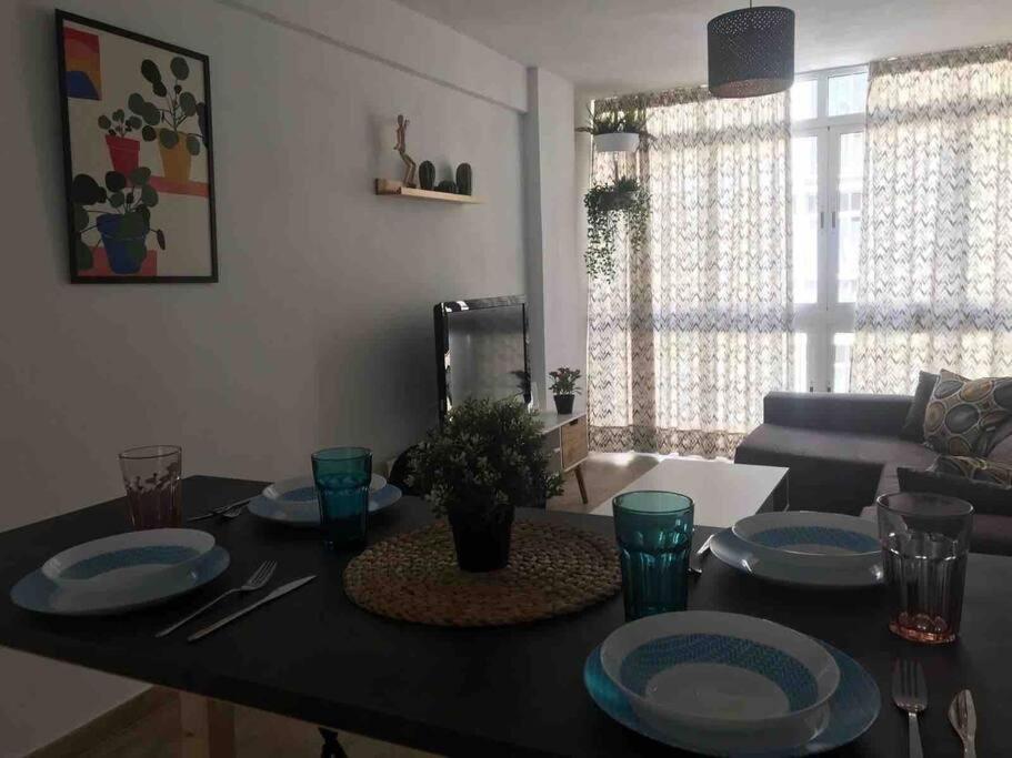 Ideal Apartamento En El Barrio De Las Delicias Μάλαγα Εξωτερικό φωτογραφία