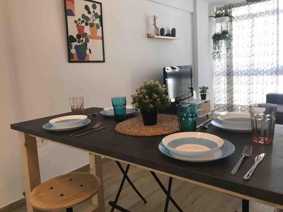 Ideal Apartamento En El Barrio De Las Delicias Μάλαγα Εξωτερικό φωτογραφία